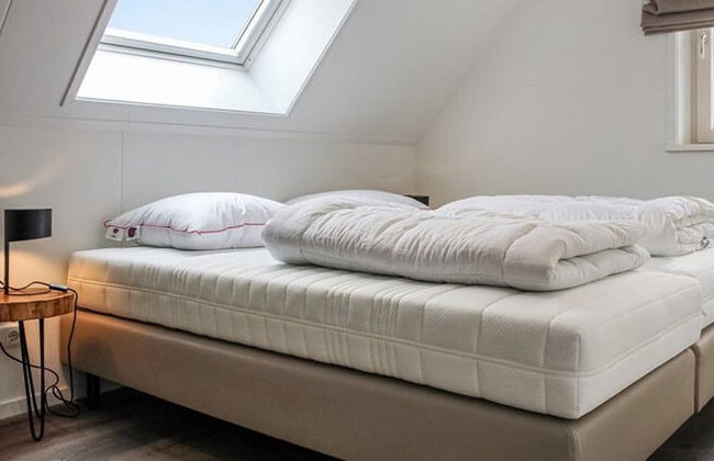 Atmospheric Villa With Nice Garden, in a Holiday Park at the Water in Friesland - Foto 8