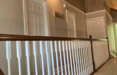 Modern Home near Lake w HotTub, Game Room, Fireplace - Foto 24