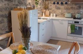 Theta Guesthouse - Photo 27