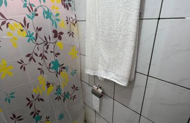 Residencial Casas 1 e 2 quartos Tv Ar Estacionamento Wifi Próximo ao Centro e Paraguai - Foto 62