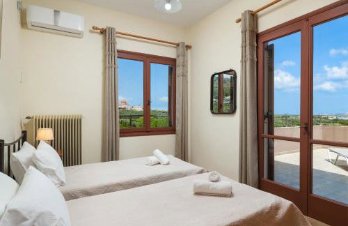 Garden House with Pool, 10min to center - Foto 19