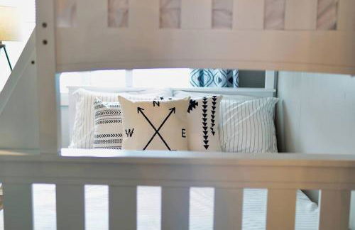 Serenity Sol ※ Surfside Charmer Near Beach & Jetty - Foto 31