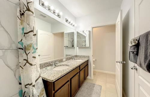 Solterra Resort Davenport FL Clubhouse Area - 7 Bedroom 6 Bath Home with Private Pool Spa - Lazy River 20 min from Disney - Foto 49