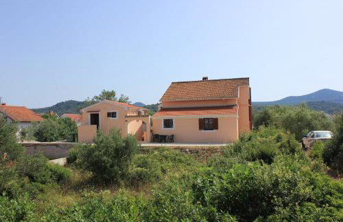 Apartments by the sea Sutomiscica, Ugljan - 912 - Photo 3