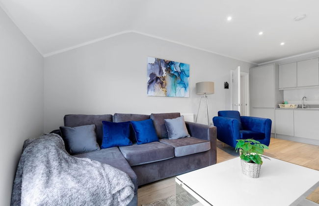 2 Bdrm Penthouse with parking Wycombe - Foto 71