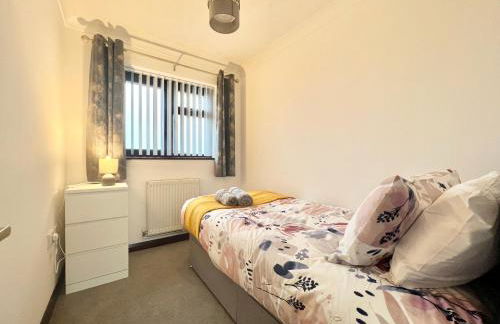 3 Bedroom house - Sandown - Photo 8
