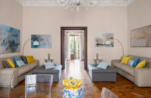 Luxury Historic Villa with heated pool near Catania, Taormina, the Sea and Mount Etna by SicilianRelaxingHomes - Foto 50