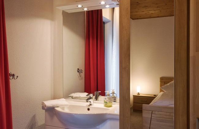 2 bedroom Apartment in Immerath with garden and terrace - Photo 24