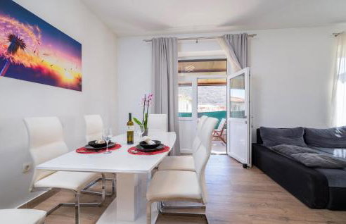 Stunning Apartment In Rasa With Wifi - Foto 6