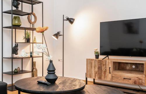 Center Elegance Light Apartment - Photo 13