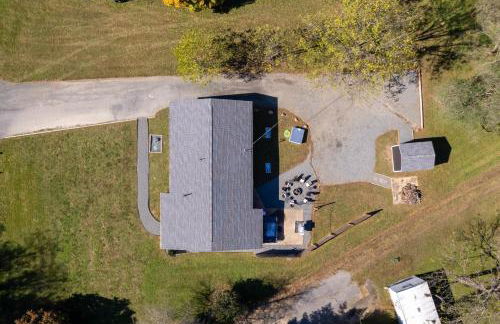 Carters Cottage Hot Tub, Fire Pit, Cozy Views - Foto 53