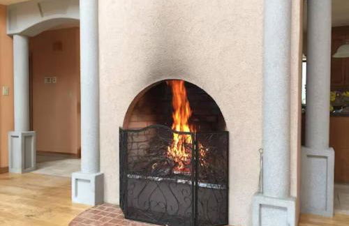 NatureGlow Residence Stylish Contemporary Home - Foto 26