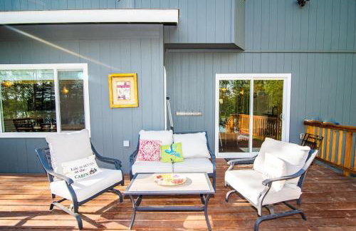 Serene Four Bedroom Lakefront Home - Foto 15