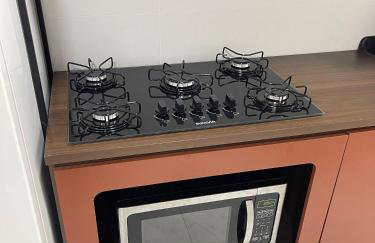 Imóvel climatizado, localizado em um prédio novo e equipado com tudo o que você precisa para uma experiência de hospedagem incrível na cidade de Toledo. - Photo 10