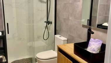 Alma gaditana en la caleta - Photo 3, Shower