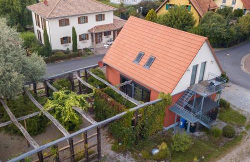 Holiday apartment in Castell with barbecue - Photo 1