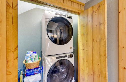 Burton on the Rocks Lake Retreat with Hot Tub! - Foto 29