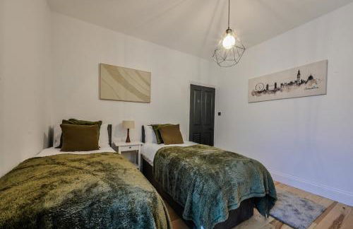 Beautiful Large 3 Bed 2 Bath Flat, Free Parking - Foto 17