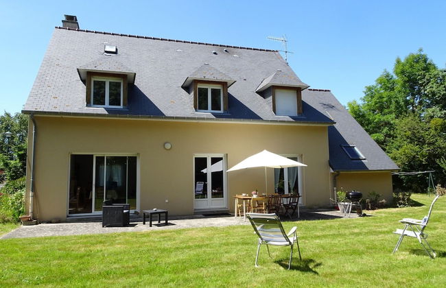 Spacious Holiday Home Located in the Heart of the bay of Mont St Michel - Foto 18