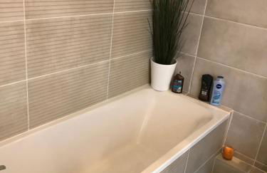 35m2 neuf, plein sud, dernier etage avec terrasse - Foto 10