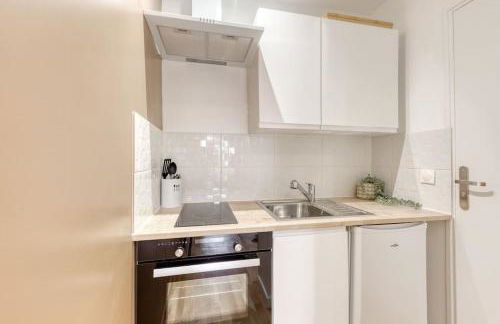 Love Life Room-Jacuzzi-Netflix-Accès-24/7-Privé - Foto 32