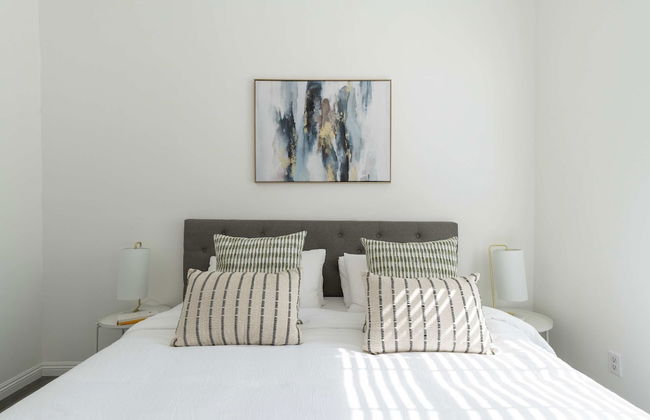 Elegant Retreat Modern Comforts Prime Location - Foto 12