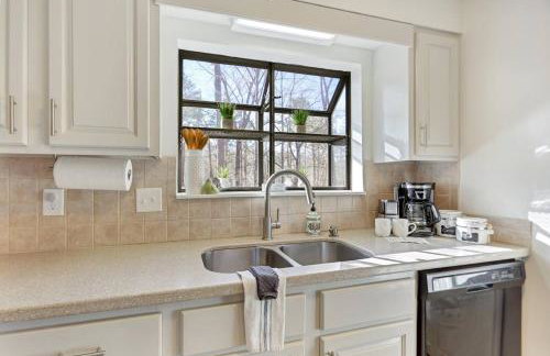 Lake & Mountain Resort Escape-Pools, Golf, Boat - Foto 64