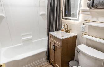 Renovated 1-Bedroom Apartment in Central Lincoln Extended Stay - Foto 16