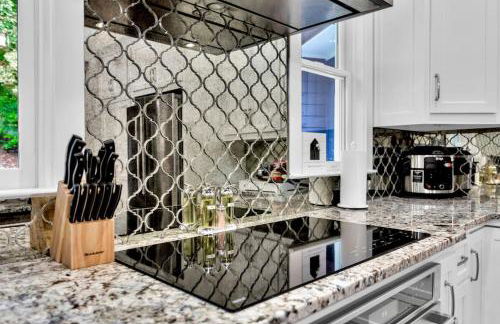 Lakefront, Saltwater Pool, Backyard Oasis, Private Dock, Home Gym - Foto 51