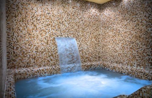 Palazzo Angelica Hilltop Luxury Villa with Pool, Spa & Views - Foto 19