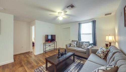 LaBelle Apartment, Close to Parks! - Foto 2