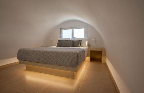 Theophrasti Suites - Photo 32