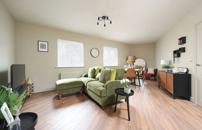 Stylish Flat With Sofa Bed in Malmesbury - Photo 10