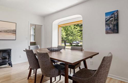 U-District Charmer - blocks from the University - Foto 12