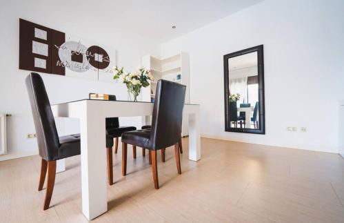 Precioso chalet con piscina y pista de padel - Photo 22