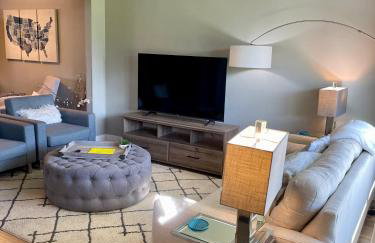 Modern Quiet 2 BR 2 Attached Baths Entire Home - Foto 2