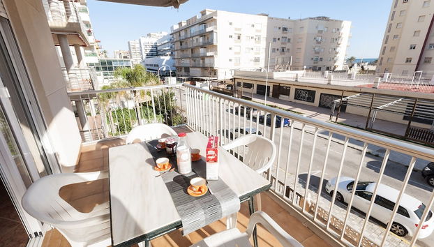 Apartment Niza in Grau i Platja - Foto 2, Habitación