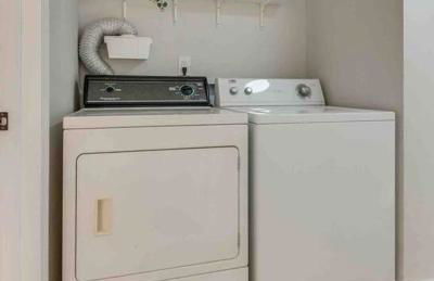 Cozy home! 16 Min away from strip and fremont - Foto 4