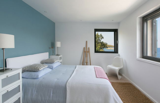 Beachfront Villa Poseidon with Heated Pool - Foto 4