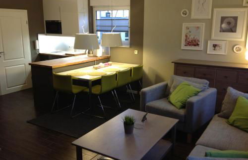 FeWo Buchheim, hochwertig und gemütlich, 5min zur S-Bahn - Photo 4