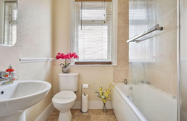 Chomley Holiday Flats - Photo 2