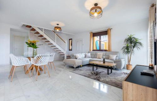 VILLA WITH 4 BEDROOMS AND PRIVATE HEATED POOL - Foto 39