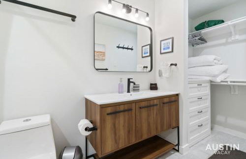 Close to Barton Springs and Zilker w King BR and Patio - Foto 22