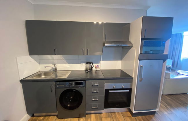 Urban Oasis at The Square - Photo 32