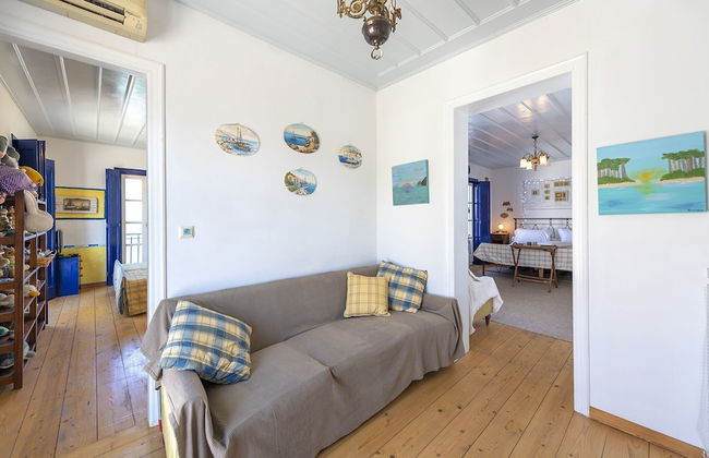 Beachfront Spetses Spectacular Fully Equipped Traditional Villa Families,groups - Photo 15