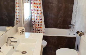 Casa con jardín a 30 metros de la playa. AT. - Foto 26