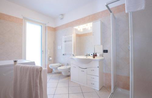 Castel View Apartment - Gardaslowemotion - Photo 16
