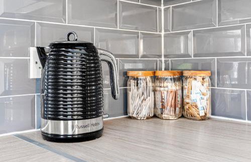 Spacious Bedford House Sleeps 5 Superfast WiFi Free Parking - Foto 22