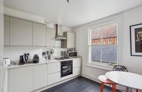 Spacious 2 Double Bed and 2 baths - Photo 5