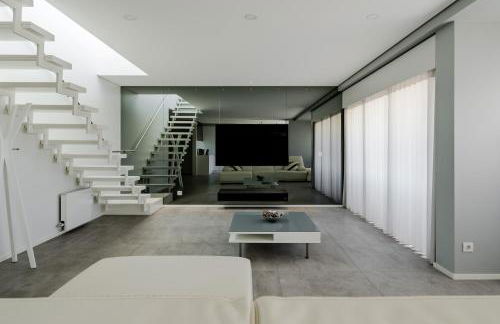 River Town View - Luxury Apartment with Jacuzzi on Terrace - Foto 29